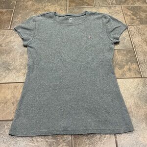 💰Make an offer, bundle and save💰 Tommy Hilfiger Women's Heather Gray Tee